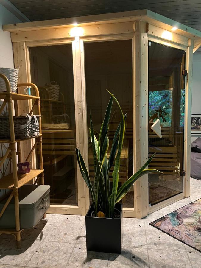 Aussergewoehnliches Haus Mit Sauna, Kamin Und Garten Wilhelmshaven Exterior foto